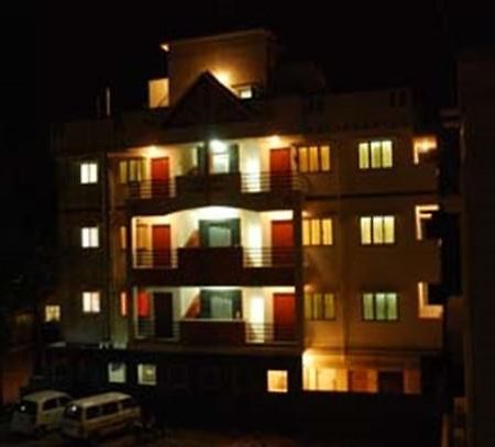The Tavern Bangalore Bagian luar foto