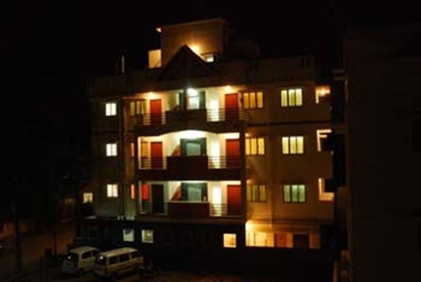 The Tavern Bangalore Bagian luar foto