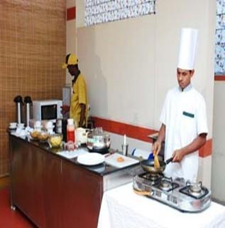 The Tavern Bangalore Bagian luar foto